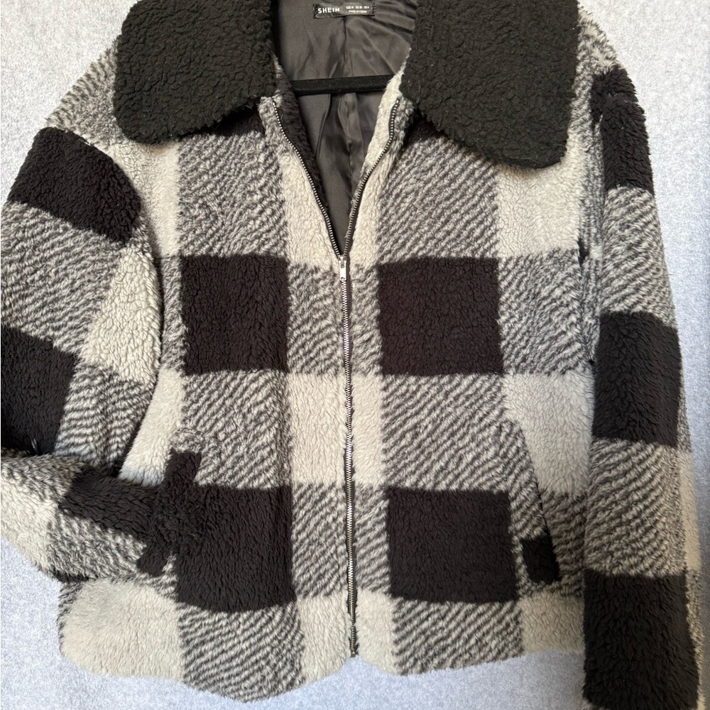 SHEIN Black and GrayCheckered Teddy Jacket